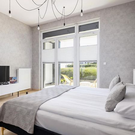 Krakow Studio With Parking & Terrace Near Zalew Bagry By Renters Prestige Extérieur photo