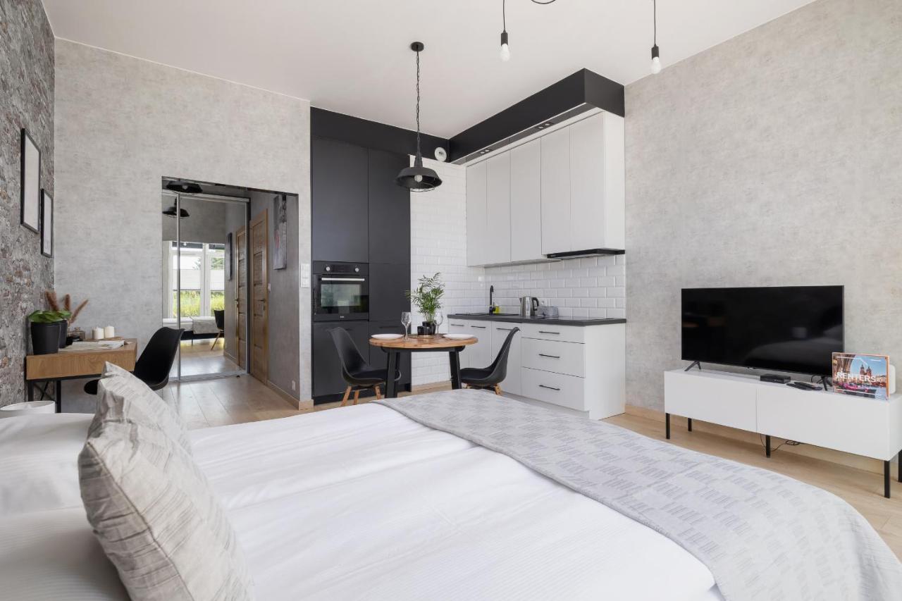 Krakow Studio With Parking & Terrace Near Zalew Bagry By Renters Prestige Extérieur photo